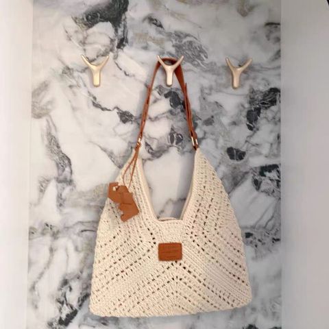 B8D5E257-F94A-4FEA-AA88-52B17DAC2507