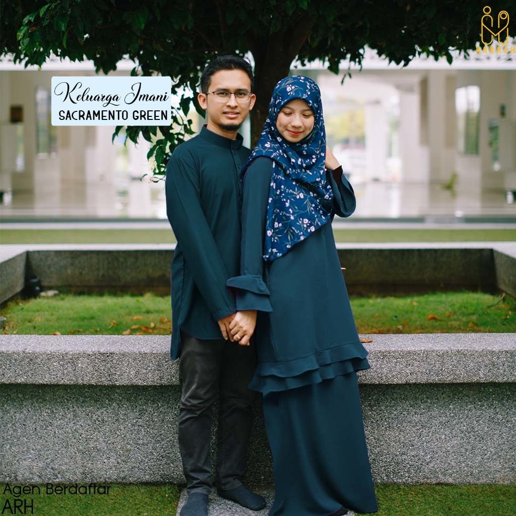 SACRAMENTO GREEN COUPLE S.jpg