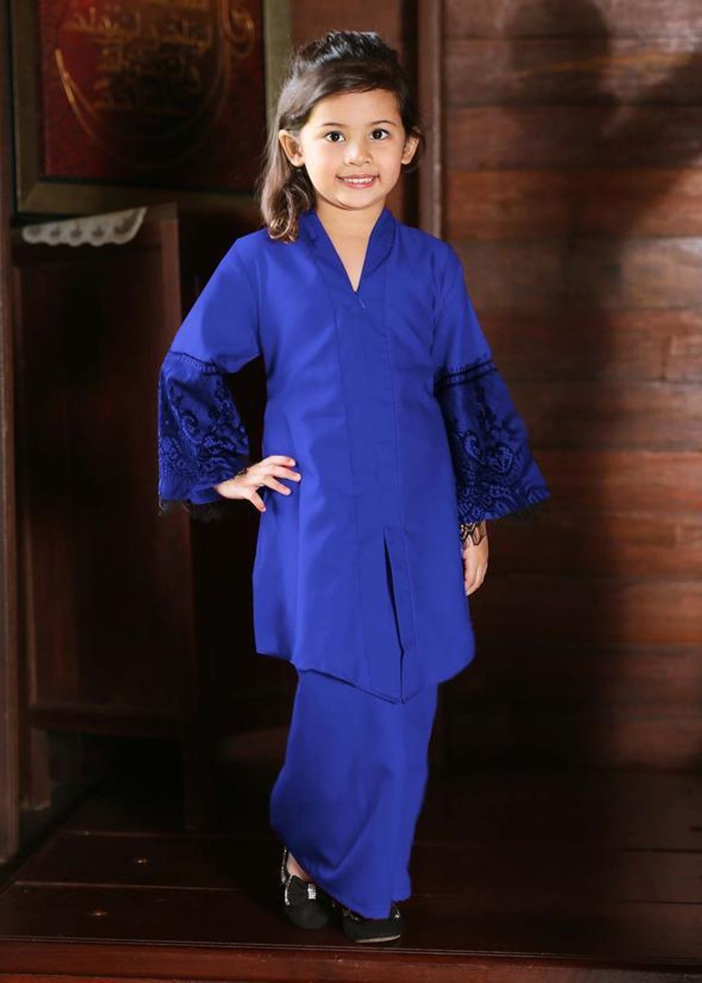 KSYG_ROYAL_BLUE_GIRL_590x.jpg