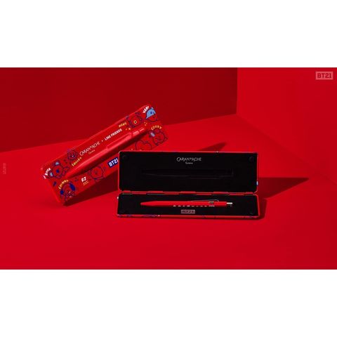 26860036fb83f82e10f7d02d505fe788