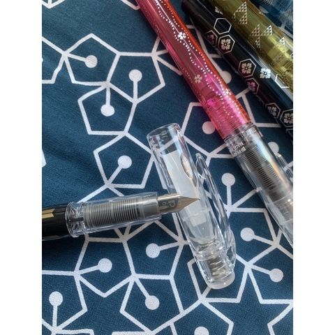 sg-11134201-22100-whhsbqt3okiv93