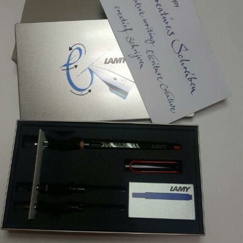 51da0ce9cfd9c65e74dccf9f55d07bf6