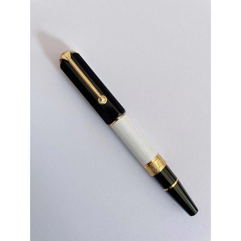 sg-11134201-7rd6e-luj3e6czka2f40
