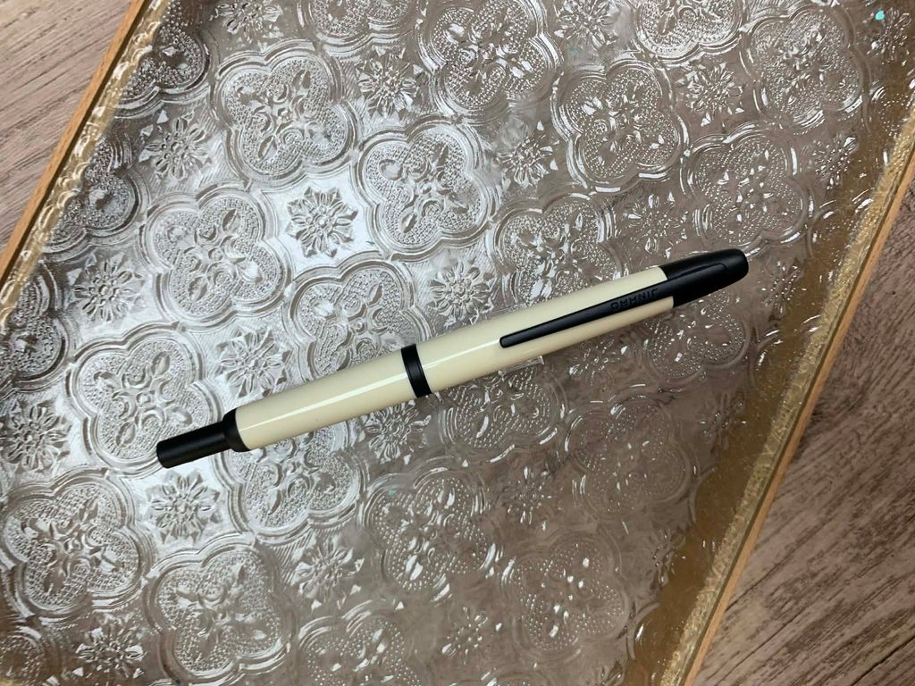 9b28f453-6a79-496b-a0d2-c31dc74c34cc