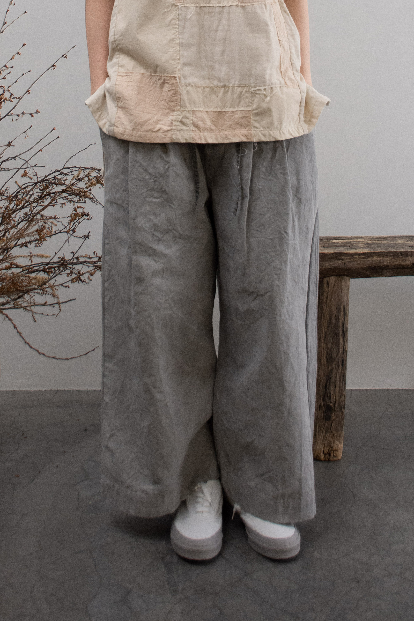 PROJECTbyH. "NAIDAR " Patchwork Curved Line Cropped Wide Trousers