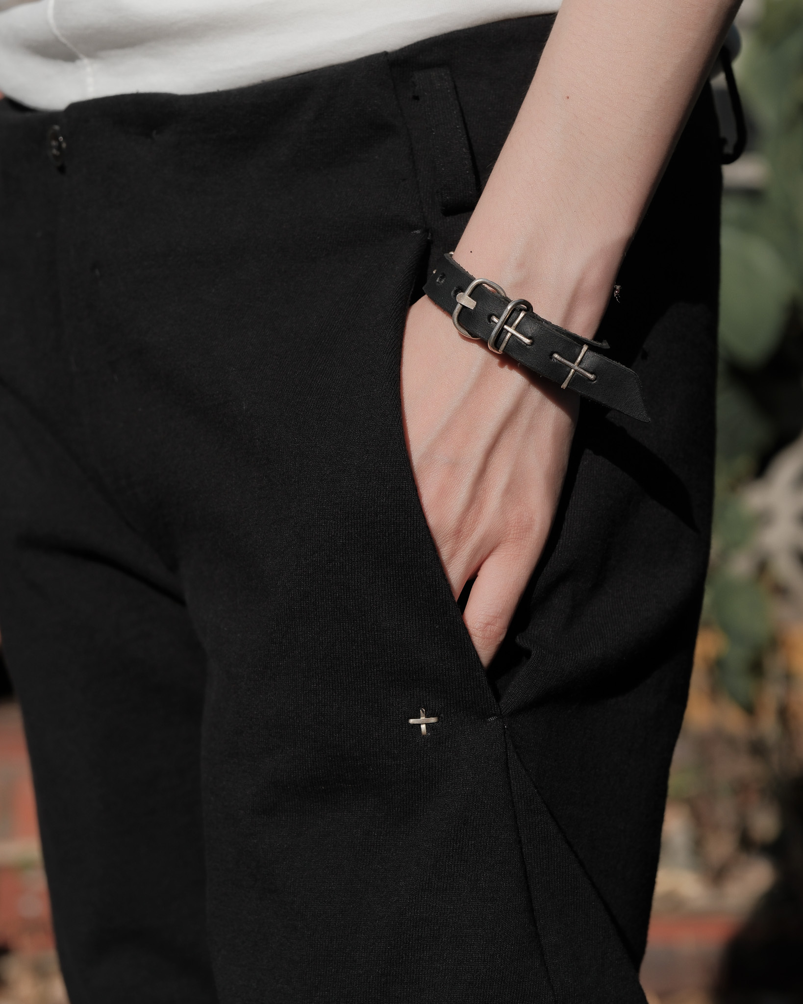 アクセサリー m.a+ silver cross studded wrist band thin silver cross studded wrist band | m.a+(エムエークロス