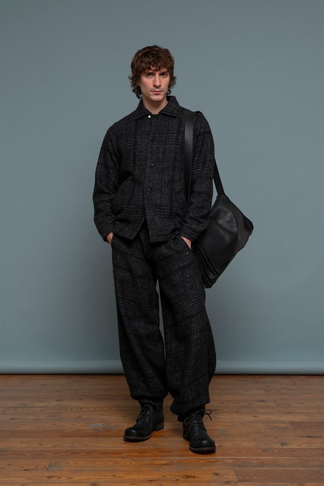 b7261-va-10-black-1-ea9ccbda