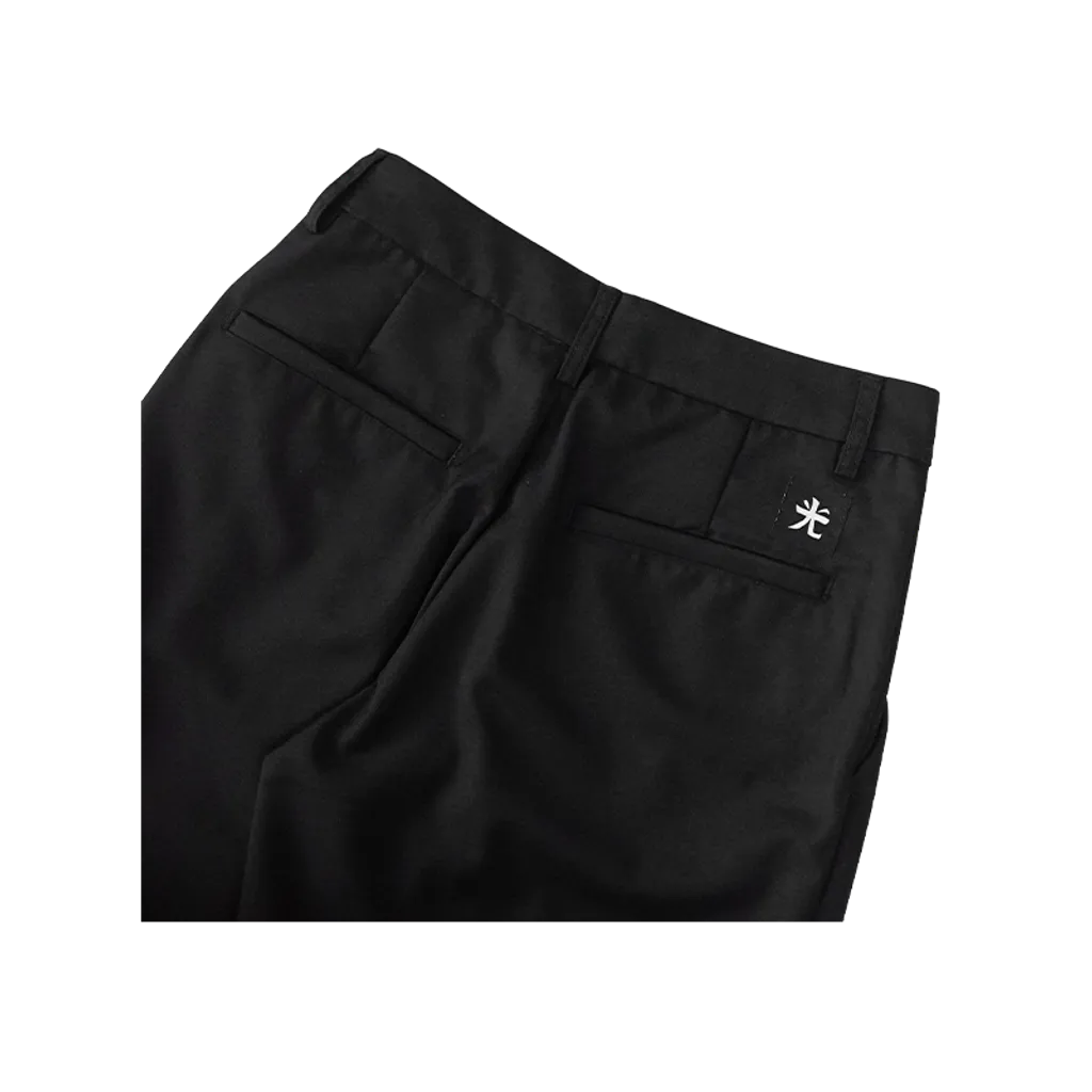 Trouser detail 02