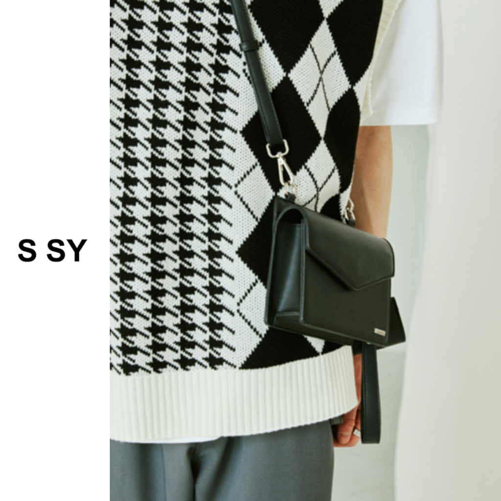 SSY | WIDTH SQUARE LEATHER MINIMAL BAG