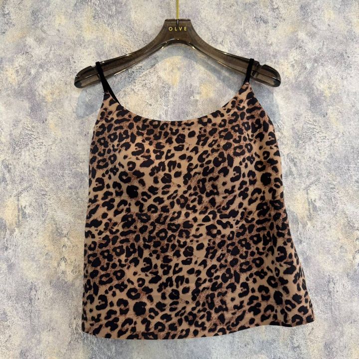 3005f738-5f35-41db-8721-6a95b4b167cb
