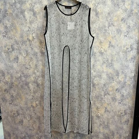 6b9115d4-5b8f-48f4-a34f-84e7ee347a49