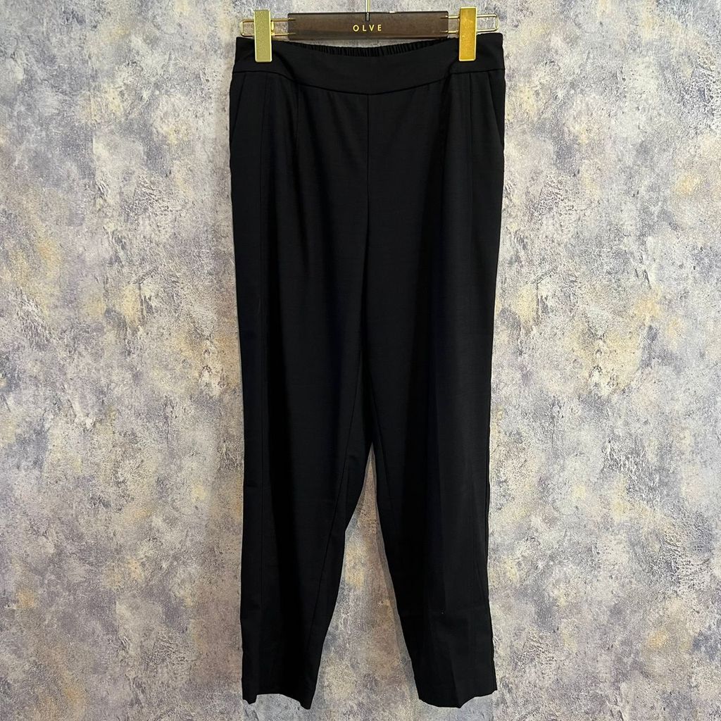 a9b032ba-38ef-4d11-89ee-7a4904aedb10