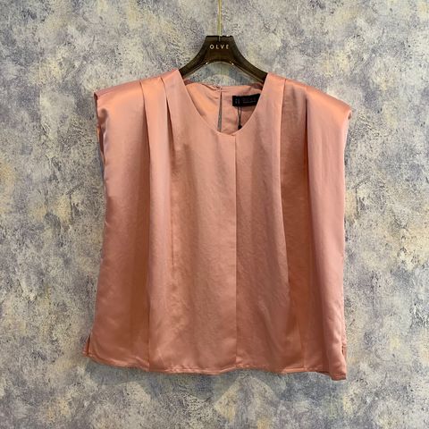 a9e9eb4d-0fc0-4239-9627-89987c60ba45