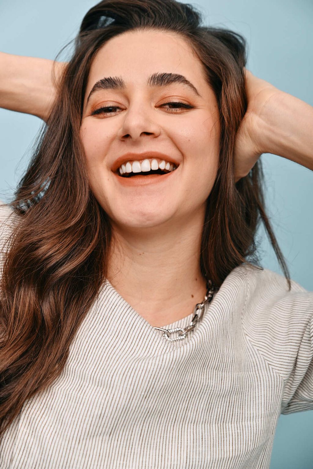 24 OLVE 01 AUG230319