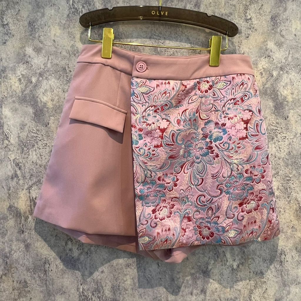 0bc1500a-5a00-45ce-a676-506c8e1b79c4