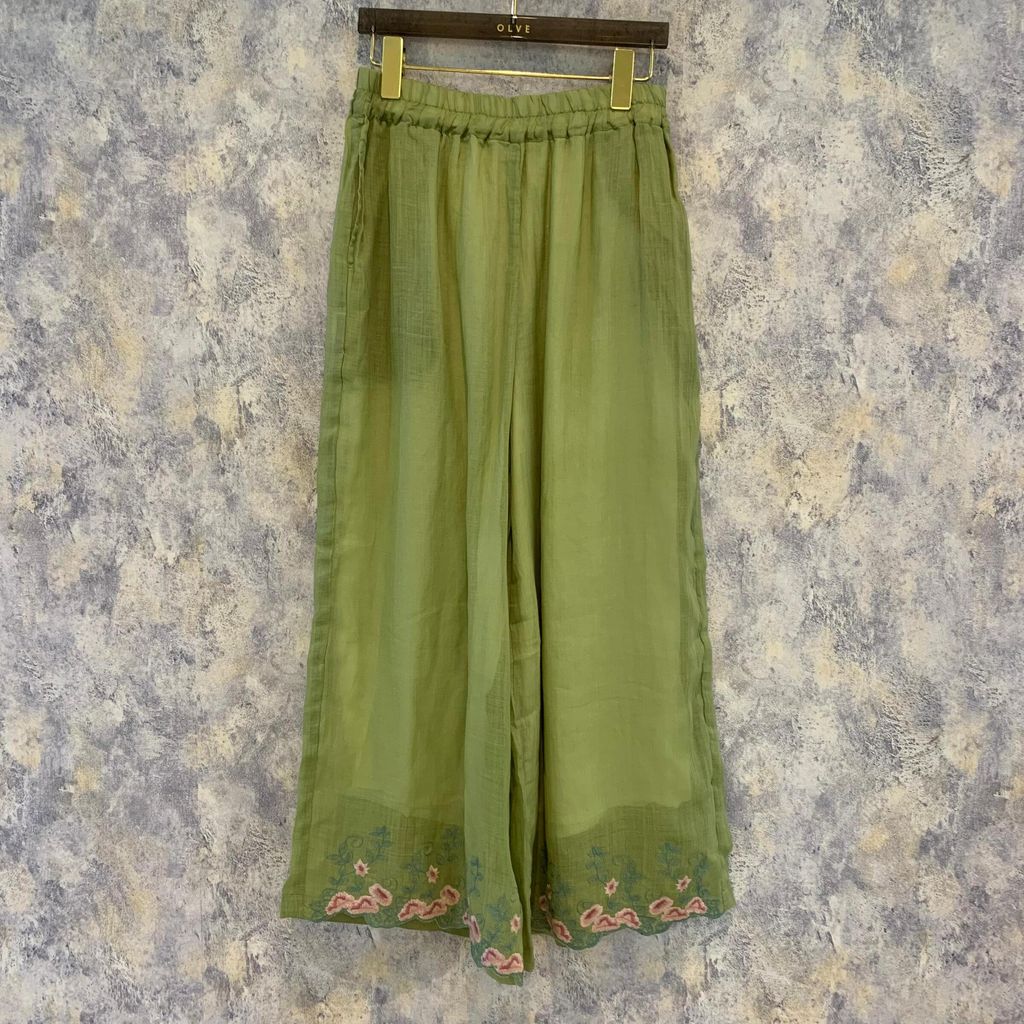 a1b4c667-e7cf-43b2-ac53-d32a172de596