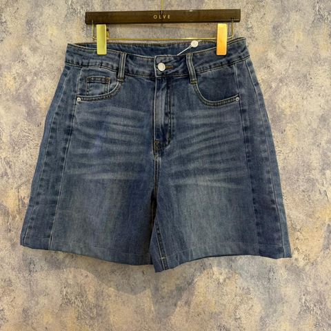 09dd7e03-6fa8-4fa4-9629-1912e232faa2