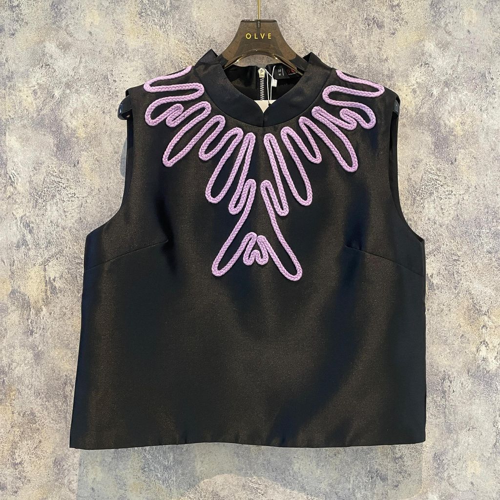 WhatsApp Image 2025-11-01 at 16.59.30 (1)