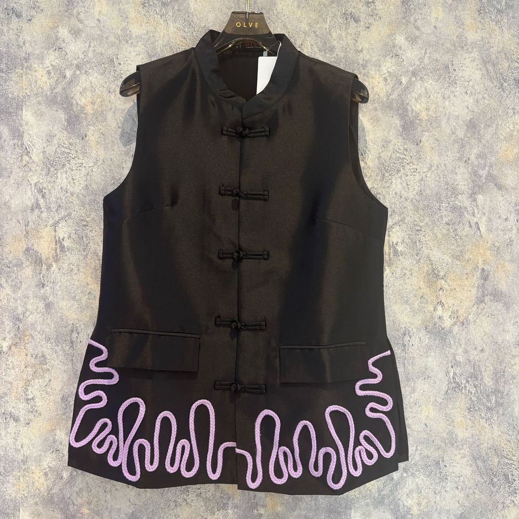 WhatsApp Image 2025-11-01 at 17.43.01