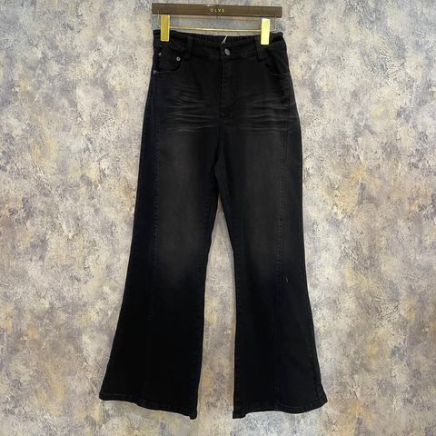 PHOTO-2025-11-25-14-05-40