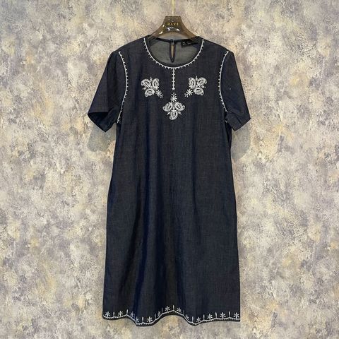 PHOTO-2025-12-09-18-00-32