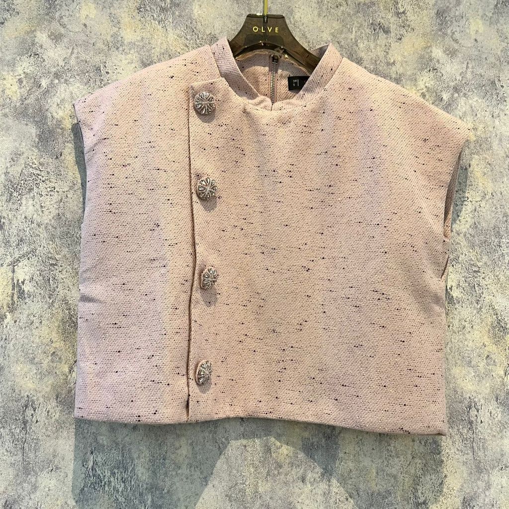 f78da600-401f-4173-9753-e7b3fc539a3a