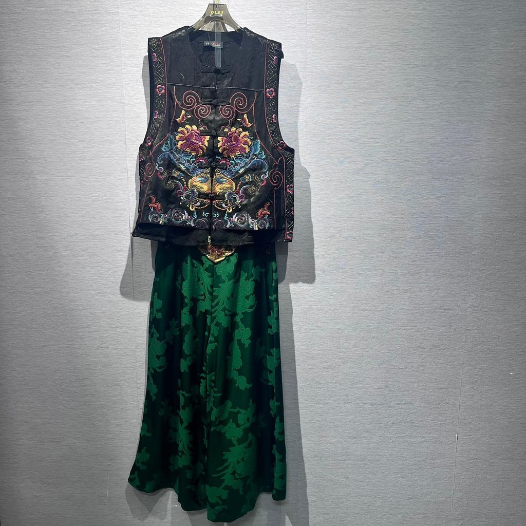 WhatsApp Image 32025-12-17 at 16.25.35