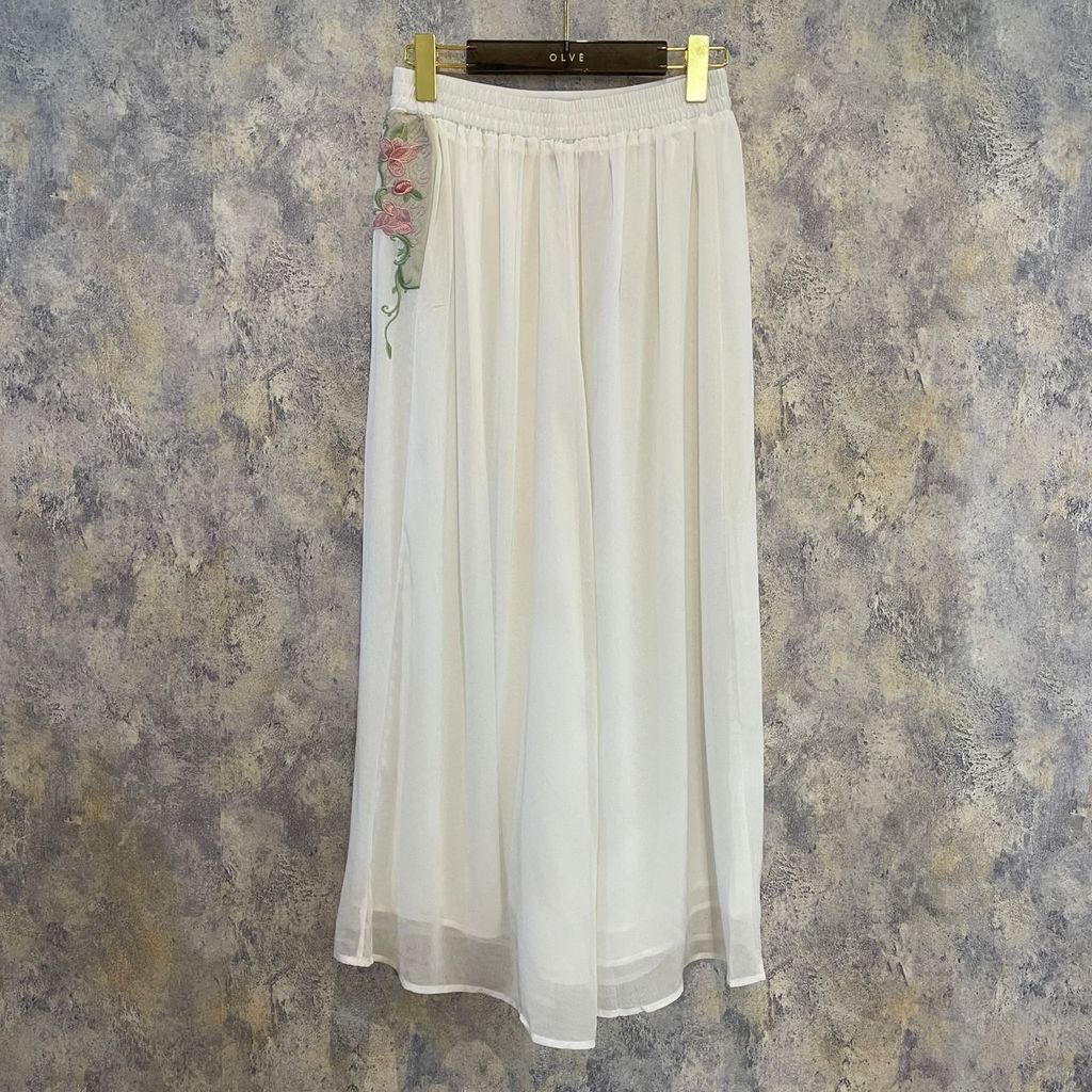 WhatsApp Image 2025-12-18 at 15.35.20