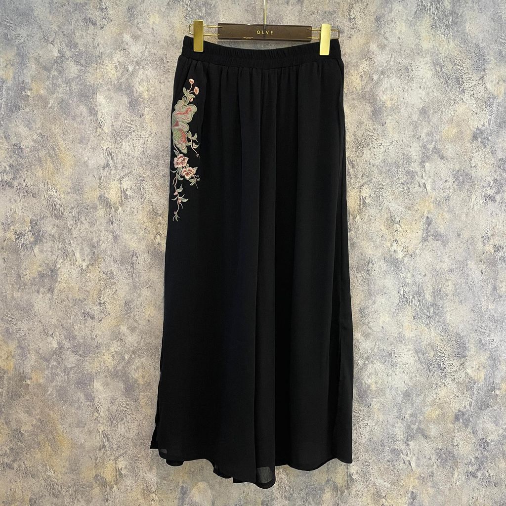 WhatsApp Image 2025-12-18 at 15.36.27 (1)