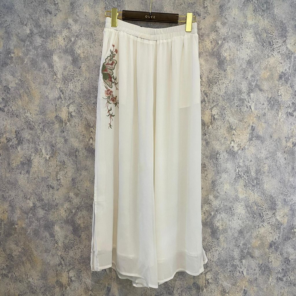 WhatsApp Image 2025-12-18 at 15.36.27