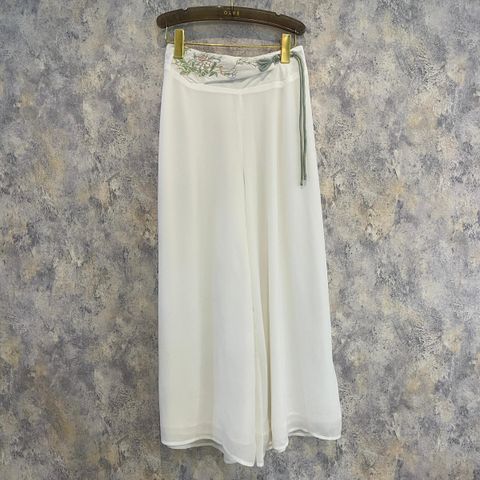 WhatsApp Image 2025-12-18 at 16.55.43 (1)