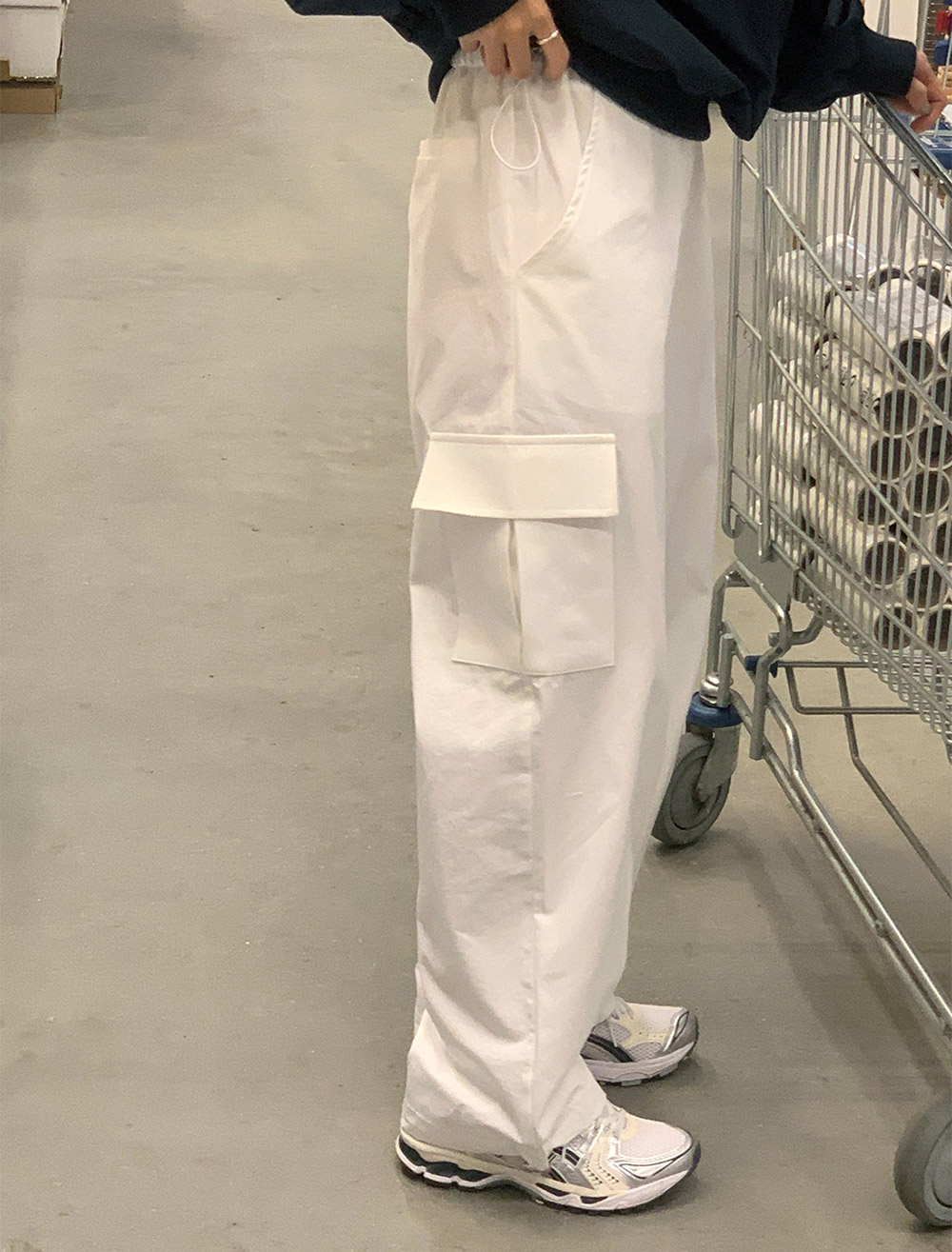 white4_10