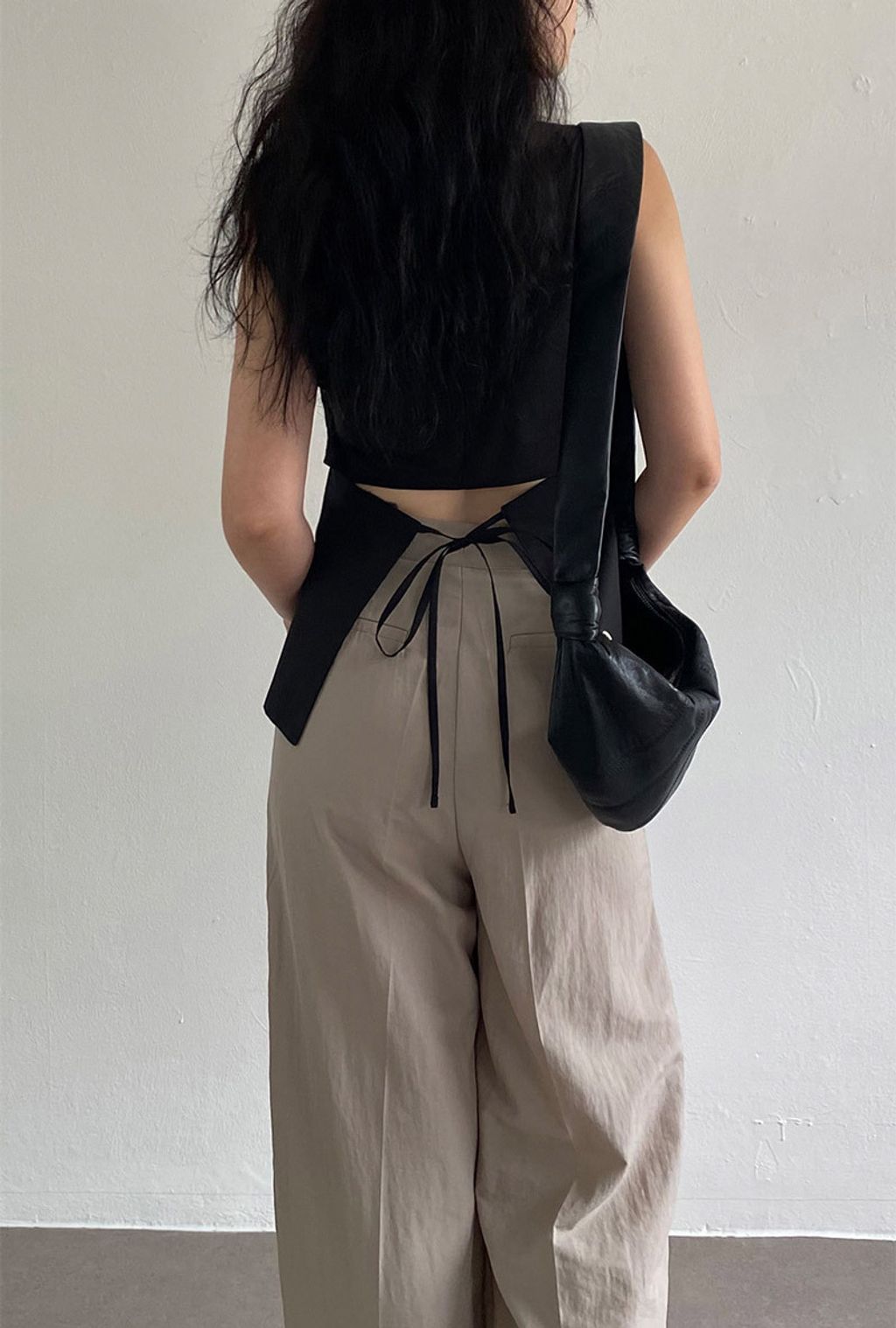 BLACK_10