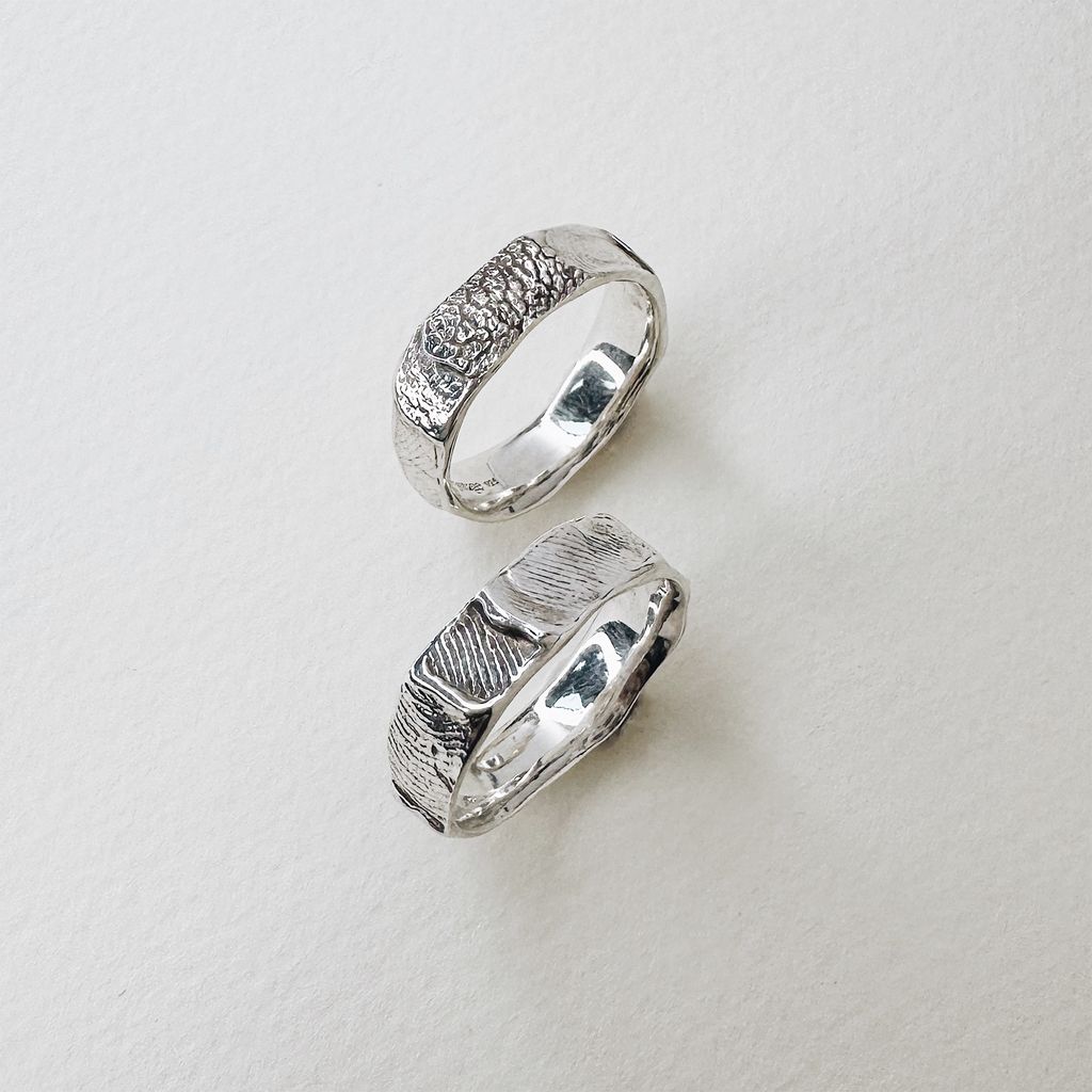 E899934D-0972-4DE7-A621-9951C7627949