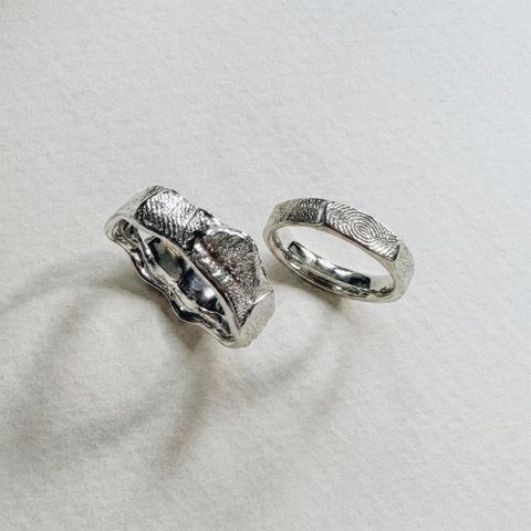 1B737BC5-A2C2-4689-B128-50D5D66BF57C