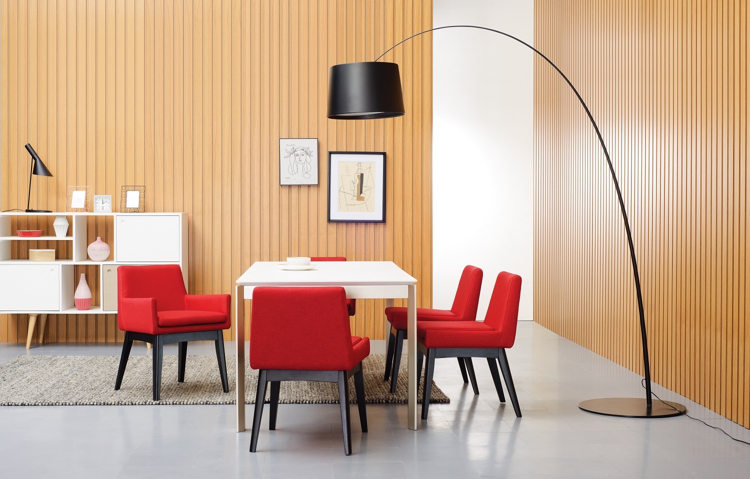AIMIZON Dhenil dining chair in Black colour leg, Crimson colour Cambric fabric frame