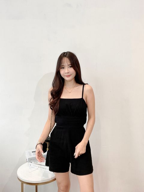 6B6B52ED-8BD9-4284-91BB-0E4E3A97FFE2