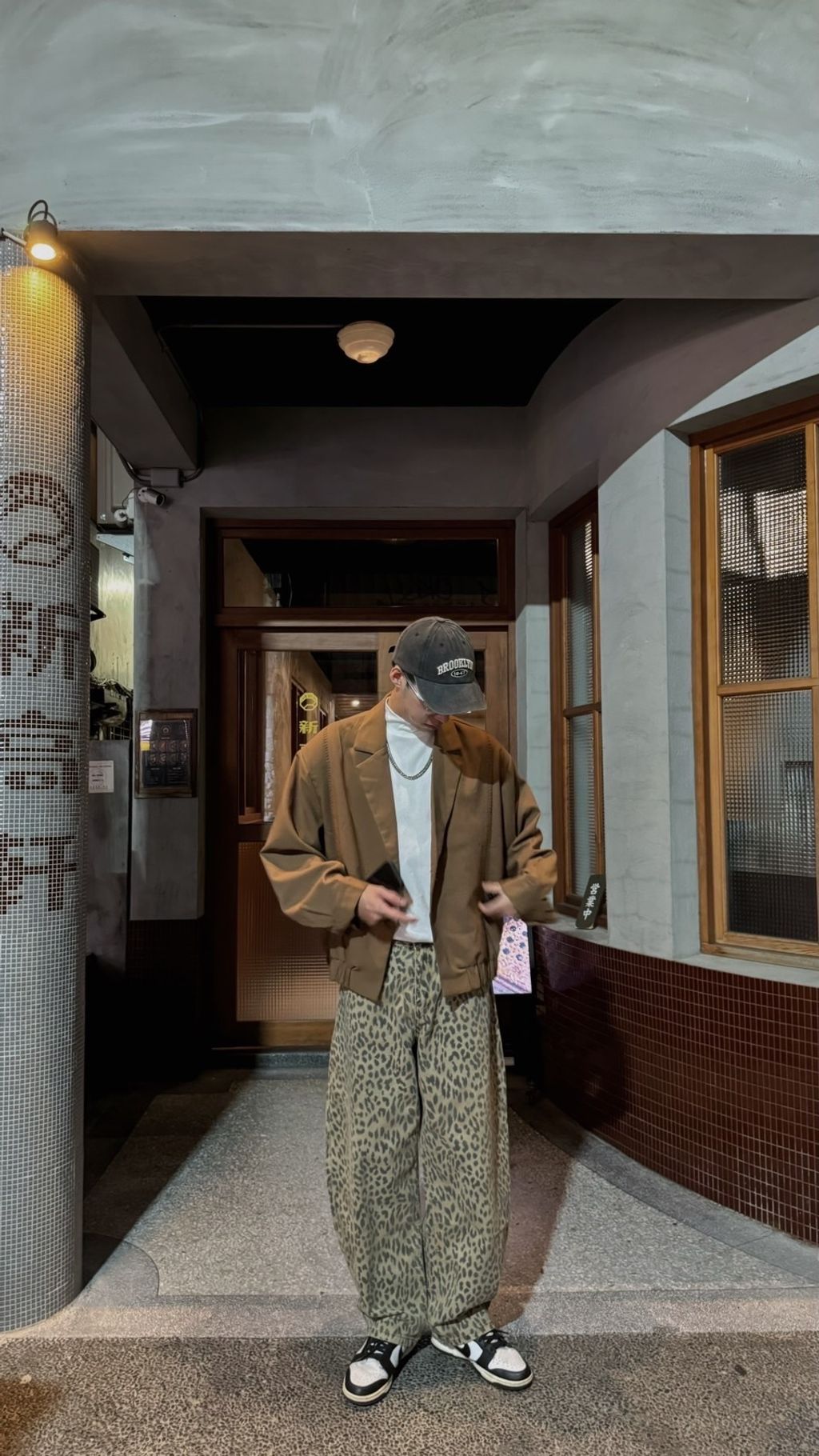 FBCD88D7-6194-437C-8177-F90F09C8B9F7