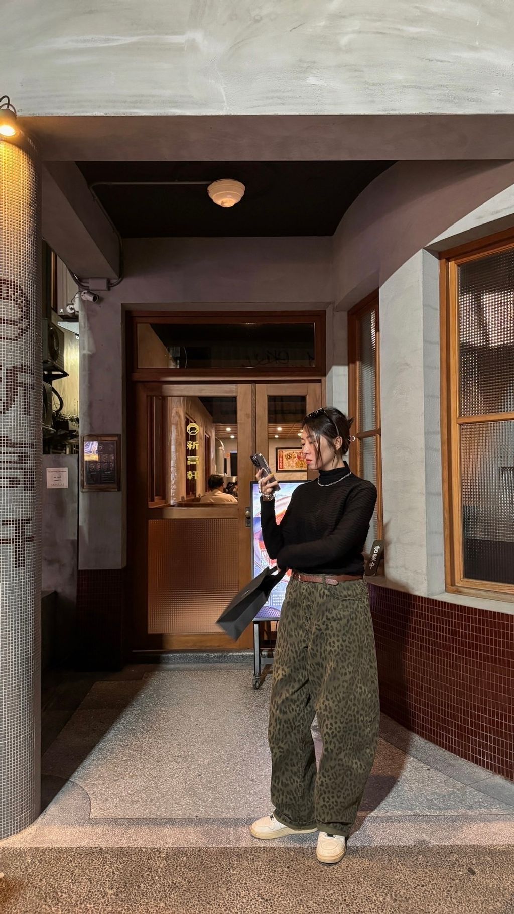 36886E85-9EB8-4EAC-B087-A7A8EDD78161