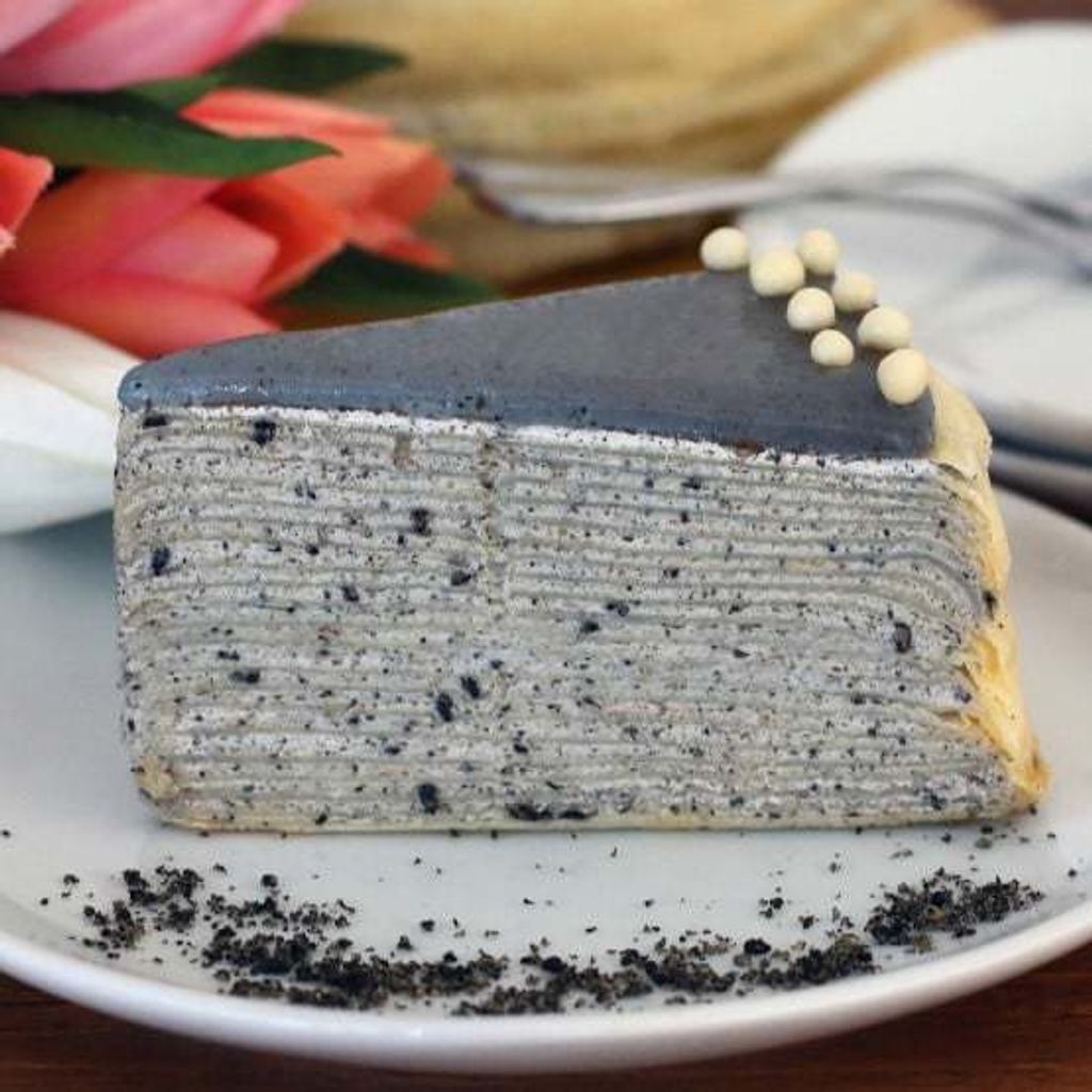 black-sesame-mille-crepe-cake.jpg
