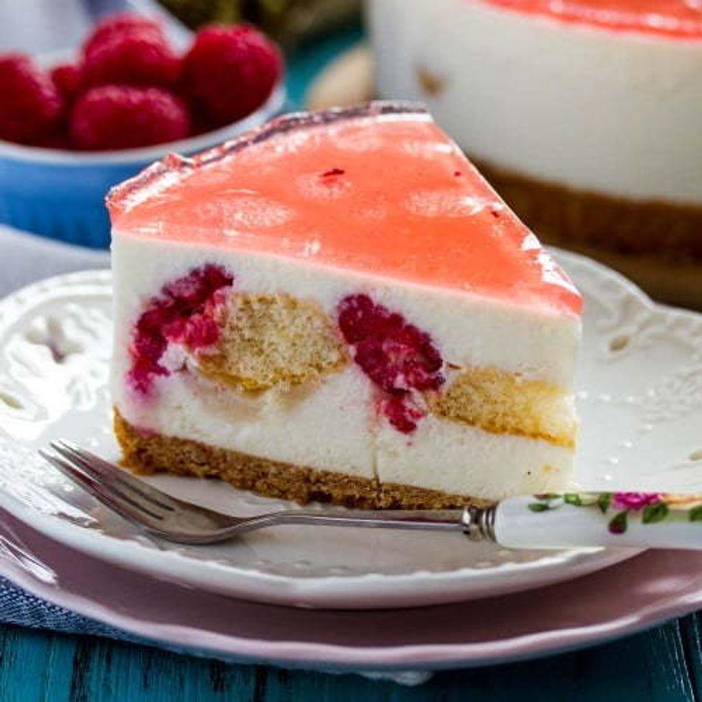 Lychee-Raspberry-Martini-Cheesecake.jpg