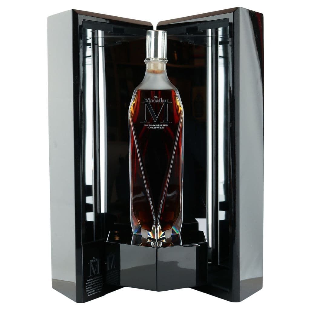 macallan-1824-series-m-decanter-2013-bottling-with-presentation-case-21911-p