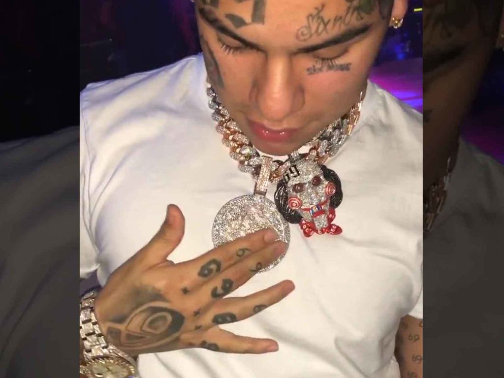 080318_6ix9ine_tout.jpg