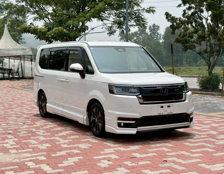 2023-honda-stepwagon-spada-recon-penang-malaysia-2430-02