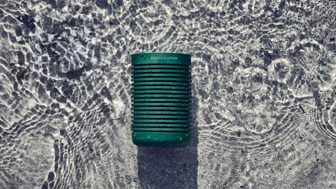 Beosound-Explore-flexiblestrap