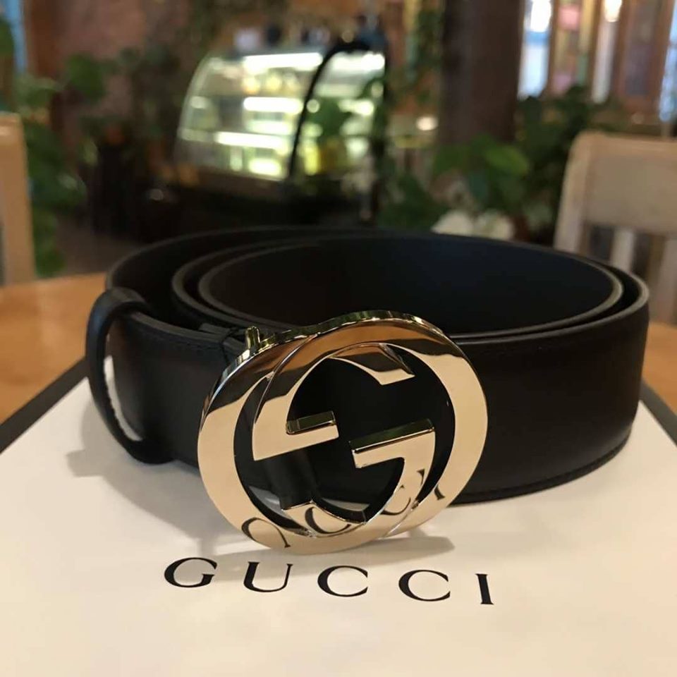Gucci Leather belt with interlocking G buckle.jpg