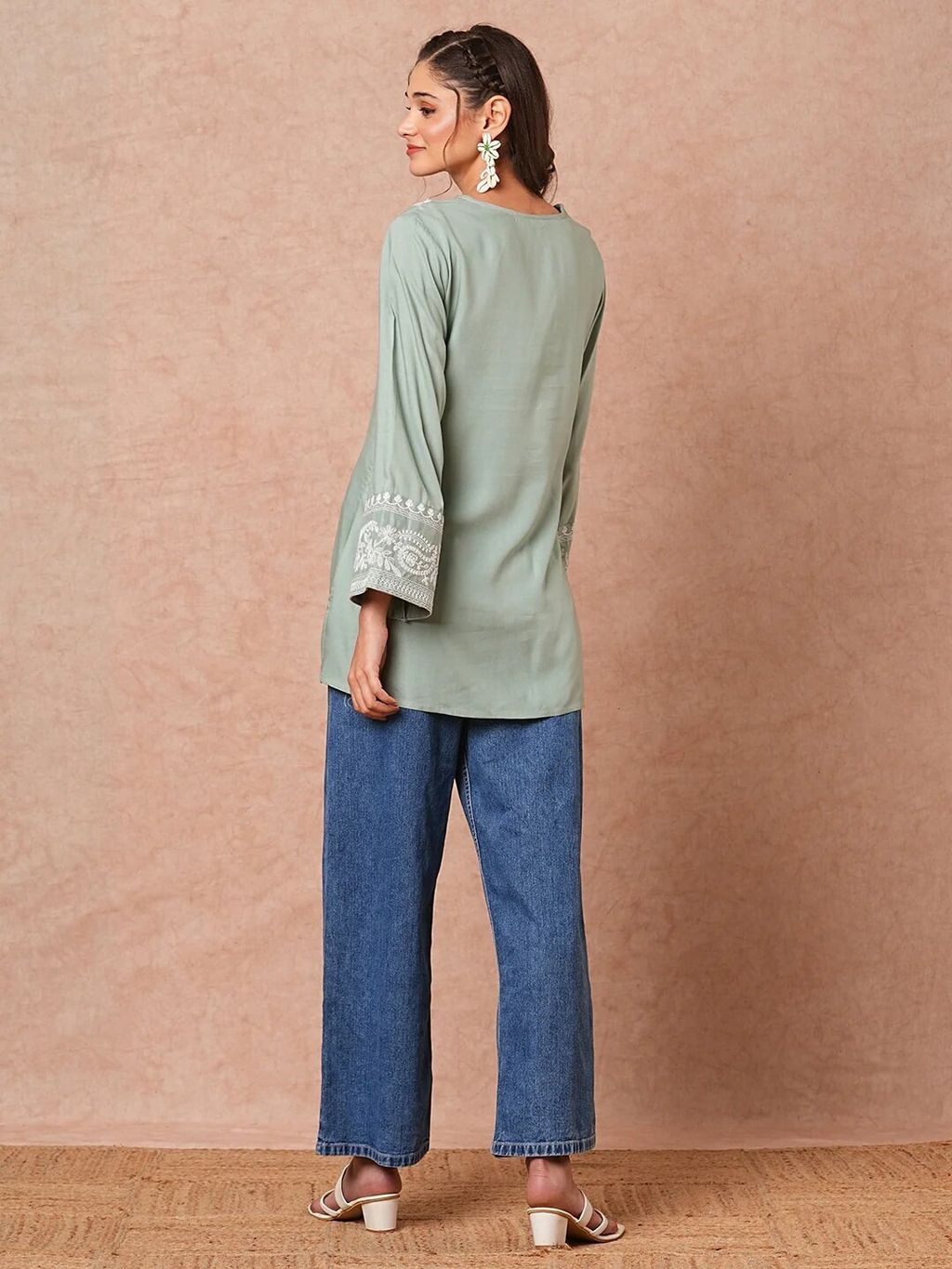 7d1fc07feaea2104b837ffedc956182f