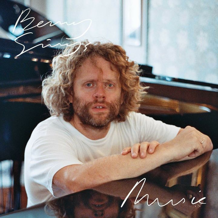 Benny-Sings-Music-STH2430-copy.jpg