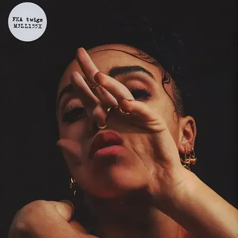 2-fka-twigs-m3ll155x