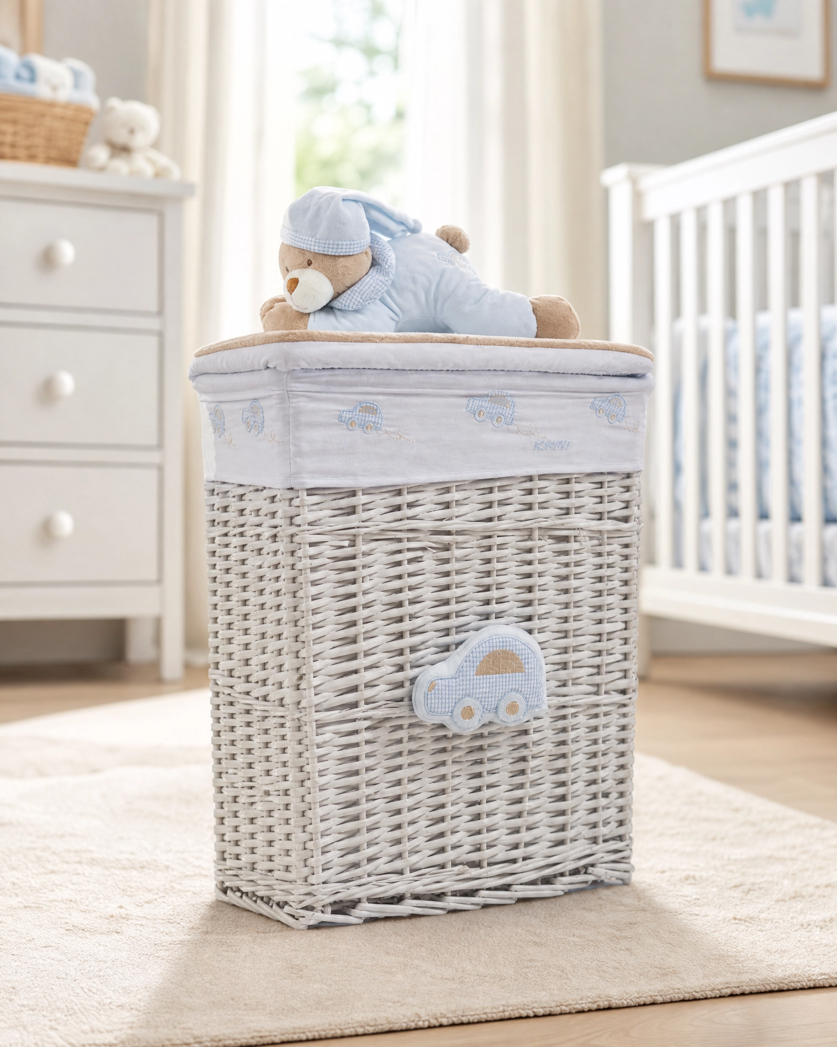laundry_basket_lifestyle_side_angle